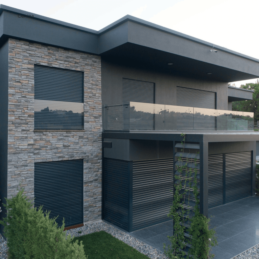 Travertino applied in a clean-lined contemporary facade